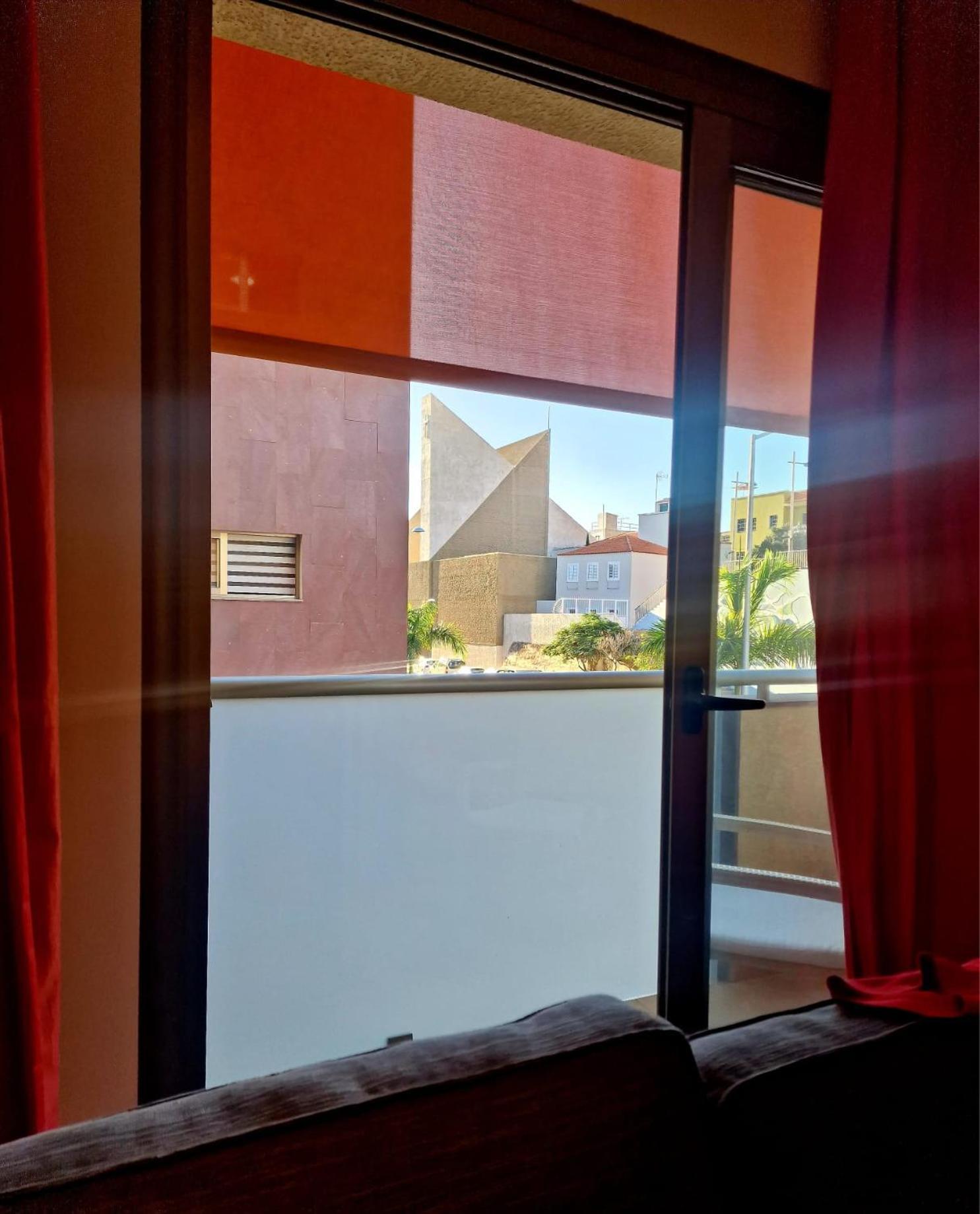 Alcala Seaside Apartment, Two Rooms, Private Parking Екстер'єр фото